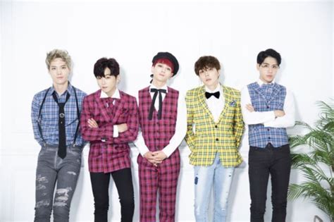AlphaBat .